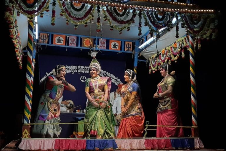 ಆರು ಮೇಳಗಳಲ್ಲಿ ಇಂದು ಒಂದೇ ಪ್ರಸಂಗ! ಕಟೀಲು ಆರು ಮೇಳಗಳ ಇಂದಿನ ಪ್ರಸಂಗಗಳು – 23.12.2023 ಶನಿವಾರ