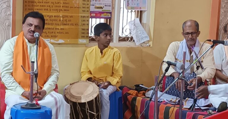 ಶ್ರವಣ ಮನೋಹರವಾಗಿ ಮೂಡಿ ಬಂದ ಸಂಕಷ್ಟಿ ವ್ರತ ಮಹಾತ್ಮೆ ತಾಳಮದ್ದಲೆ