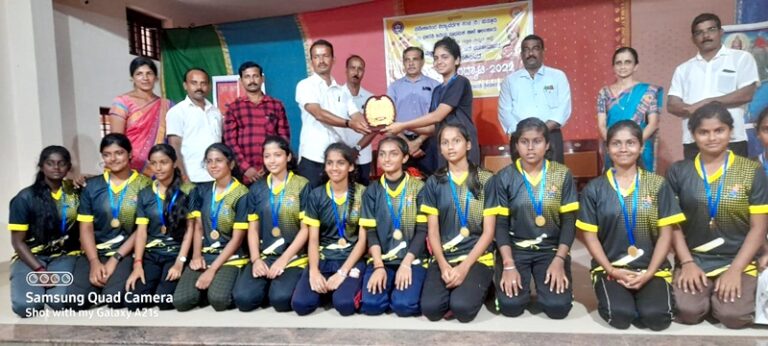 ಥ್ರೋಬಾಲ್ ಪಂದ್ಯಾಟದಲ್ಲಿ ವಿವೇಕಾನಂದ ಪದವಿಪೂರ್ವ ಕಾಲೇಜು ರಾಜ್ಯ ಮಟ್ಟಕ್ಕೆ ಆಯ್ಕೆ