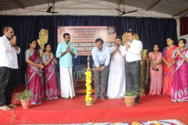 ವಿವೇಕಾನಂದ ಆಂಗ್ಲ ಮಾಧ್ಯಮ ಶಾಲೆಯಲ್ಲಿ ವಿವೇಕಾನಂದ ವರ್ತುಲದ ಶಿಕ್ಷಕರಿಗಾಗಿ ಒಂದು ದಿನದ ಕಾರ್ಯಾಗಾರ