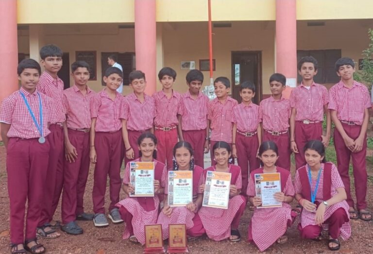 ವಿವೇಕಾನಂದ ಆಂಗ್ಲ ಮಾಧ್ಯಮ ಶಾಲಾ ವಿದ್ಯಾರ್ಥಿಗಳಿಗೆ ವಿದ್ಯಾಭಾರತಿ ಜಿಲ್ಲಾ ಮಟ್ಟದ ಯೋಗಾಸನ ಸ್ಪರ್ಧೆ