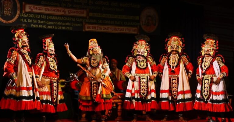 ವಿಶಿಷ್ಟರಂಗ ಸಂಯೋಜನೆಯಲ್ಲಿ ಚಕ್ರವ್ಯೂಹ