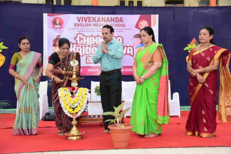 ವಿವೇಕಾನಂದ ಆಂಗ್ಲ ಮಾಧ್ಯಮ ಶಾಲೆಯಲ್ಲಿ ಚಿಣ್ಣರ ಕ್ರೀಡೋತ್ಸವ-2023-24