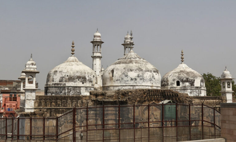 ಜ್ಞಾನವಾಪಿ ಮಸೀದಿಯ ನೆಲಮಾಳಿಗೆಯಲ್ಲಿ ಪೂಜೆ ಮಾಡಲು ಹಿಂದೂಗಳಿಗೆ ಅವಕಾಶ – ವಾರಣಾಸಿ ನ್ಯಾಯಾಲಯದ ಮಹತ್ವದ ಆದೇಶ