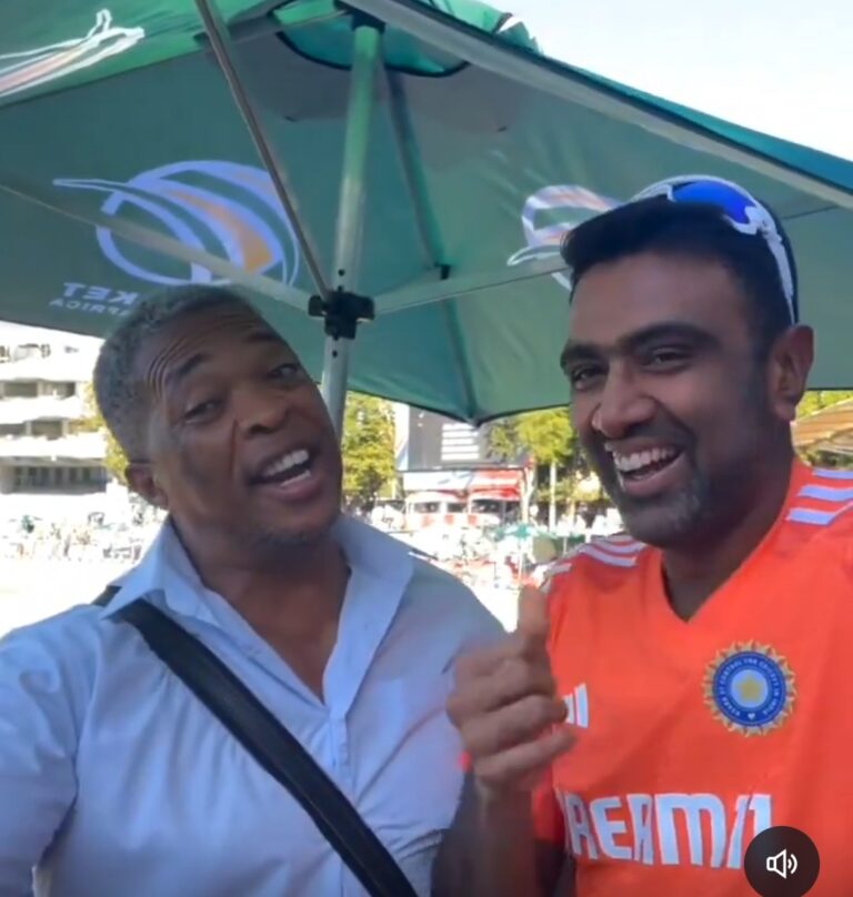 ವೀಡಿಯೊ – “ಕಭೀ ಕಭೀ ಮೆರೆ ದಿಲ್ ಮೇ ಖಯಾಲ್…”  ರವಿಚಂದ್ರನ್ ಅಶ್ವಿನ್ ಅವರೊಂದಿಗೆ ಹಿಂದಿ ಹಾಡು ಹಾಡಿದ ದಕ್ಷಿಣ ಆಫ್ರಿಕಾ ಕ್ರಿಕೆಟ್ ಆಟಗಾರ ಮಖಾಯಾ ಎನ್ ಟಿನಿ